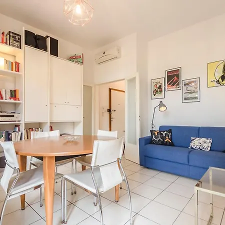 Carracci Apartment: Spazioso E Comodo Alla Stazione *