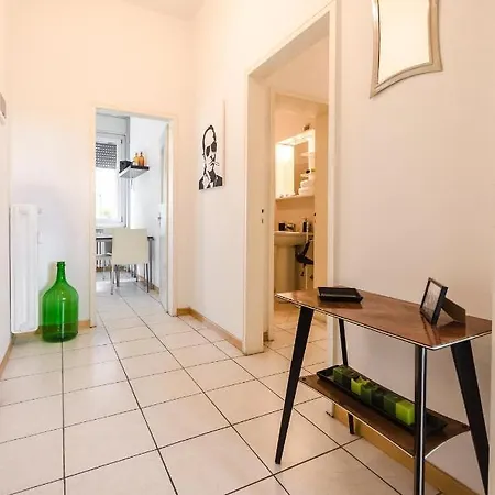 Carracci Apartment: Spazioso E Comodo Alla Stazione * Bolonha