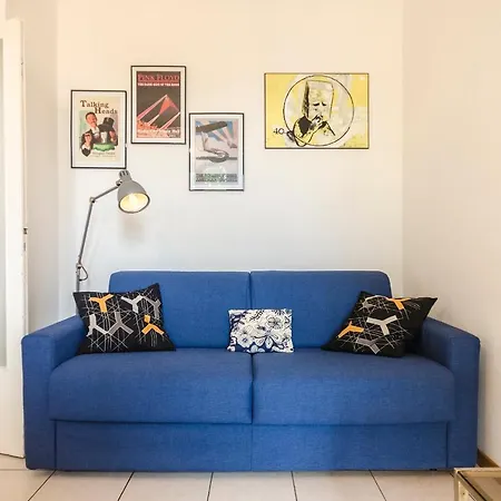 Carracci Apartment: Spazioso E Comodo Alla Stazione * Bologna